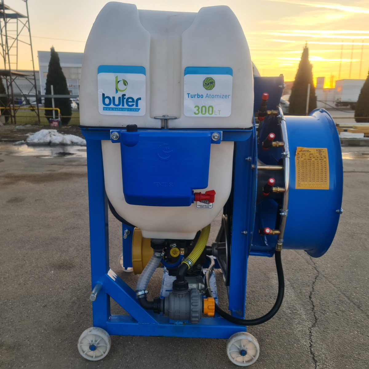 atomizor_purtat_pentru_vie_si_livada_bufer_model_ronda_clasic_200_litri_2_