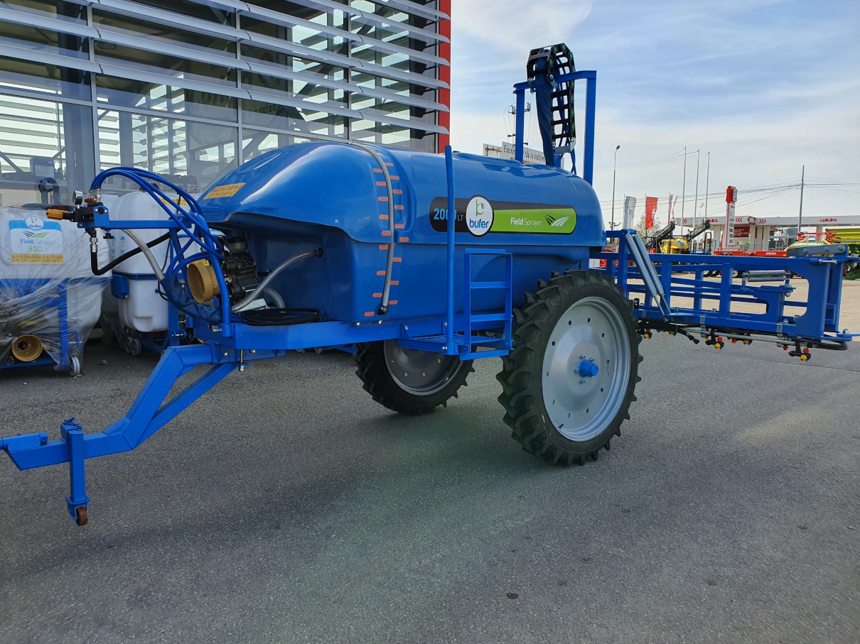 erbicidator_bufer_tractat_2000_litri_18_m_ridicare_hidraulica_2_3_1