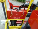 Remorca pentru taierea frunzelor si radacinilor la usturoi ERME model REM